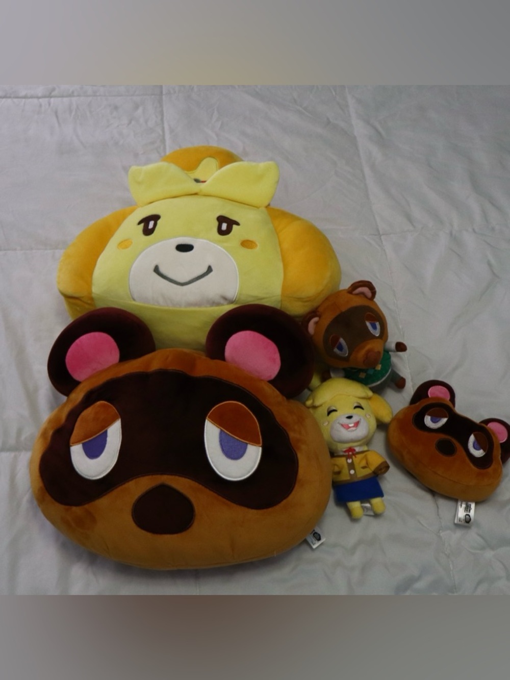ANIMAL CROSSING TOMY PLUSH BUNDLE LOT